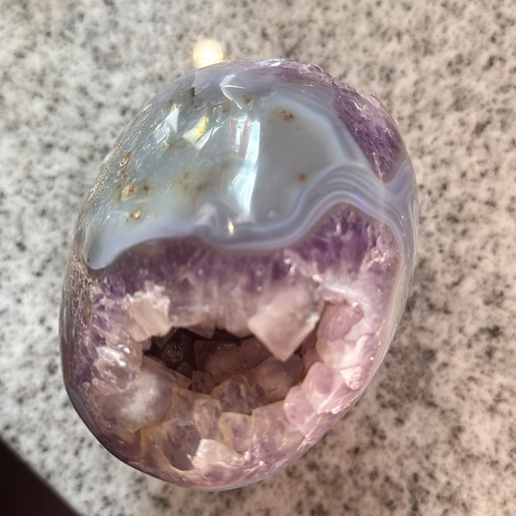 Amethyst Agate Egg - Picture 4 of 16